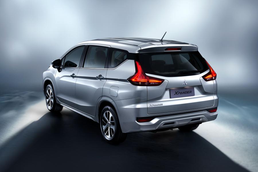  Mitsubishi Xpander 2017 года  (фото 14 из 30)